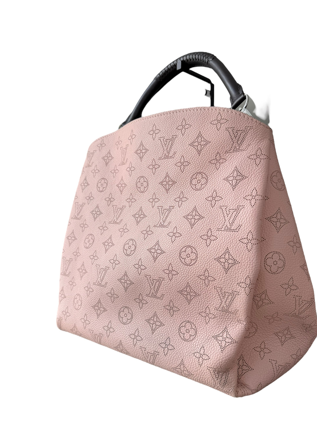 Louis Vuitton Babylone aus Mahina Kalbsleder in der Farbe Magnolia - rosa