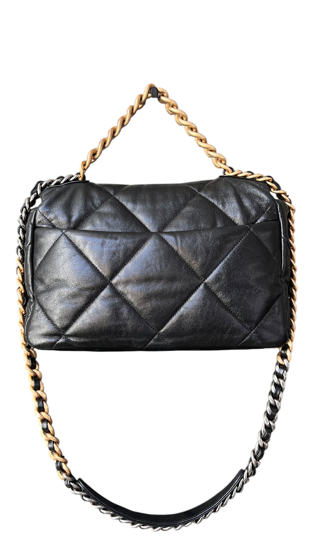 Chanel 19 in schwarzem Lammleder