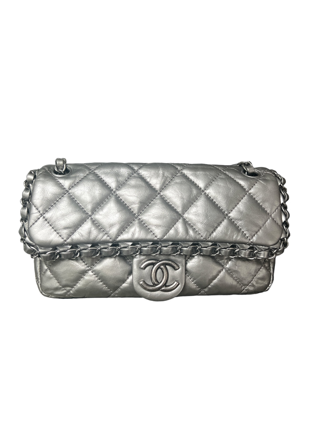 Chanel Classic Flap Bag around chain