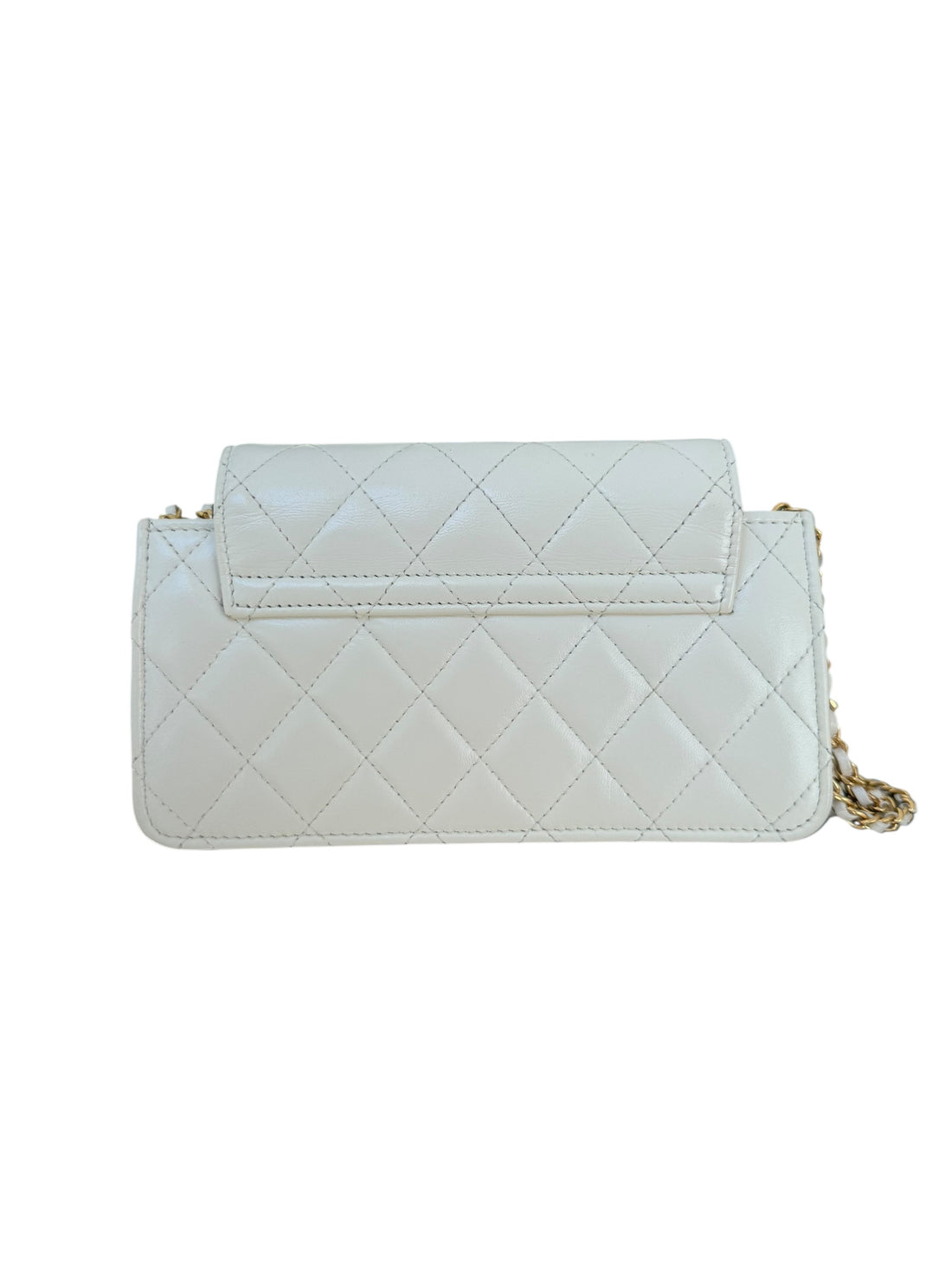 Chanel WOC Wallet on Chain in hellcreme / weiss