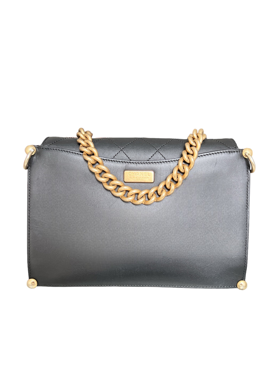 Chanel Classic Flap Bag aus schwarzem Kalbsleder