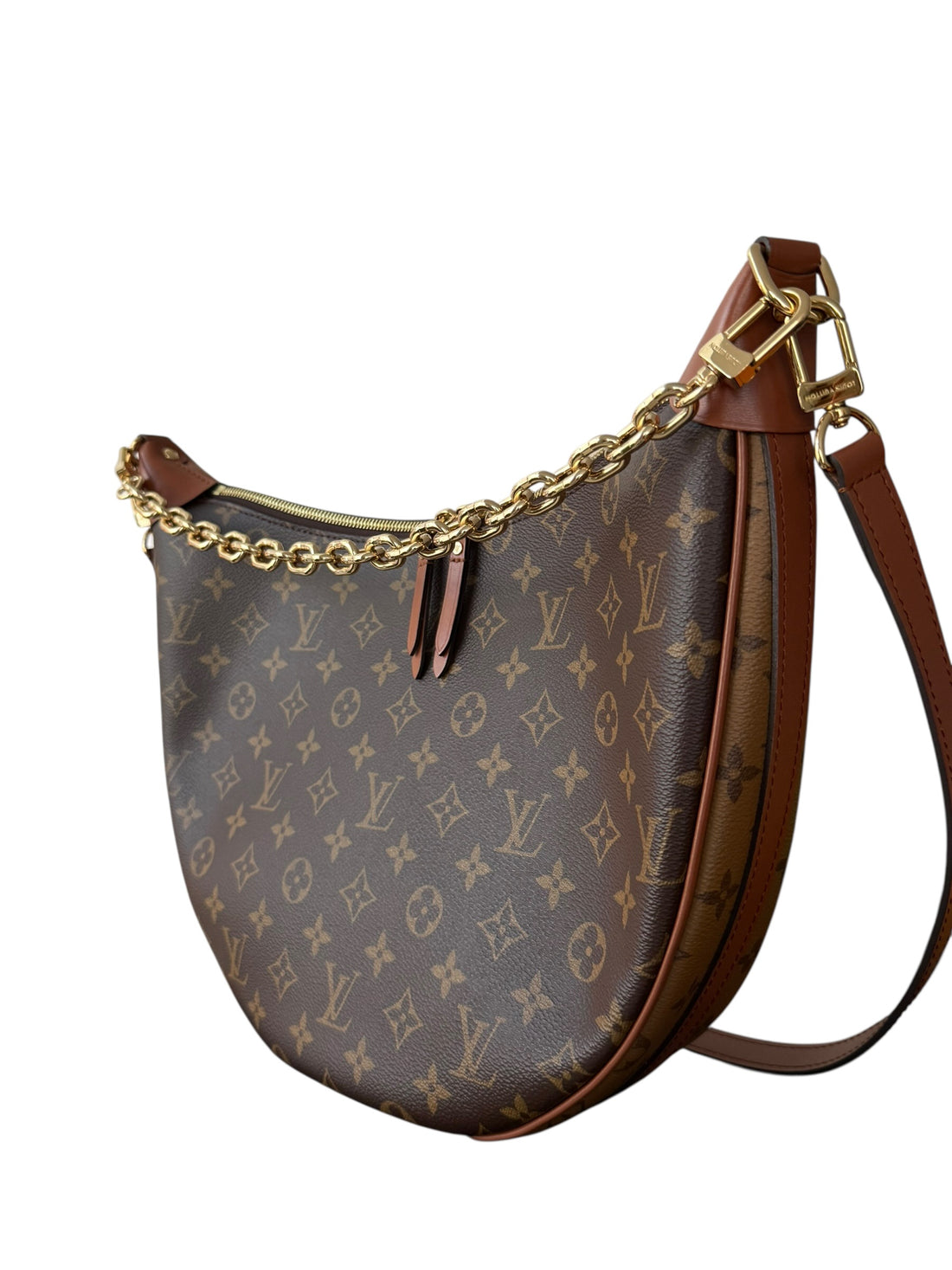 Louis Vuitton Loop Hobo Bag mit abnehmbarer Pochette aus beschichtetem Monogram Reverse Canvas.