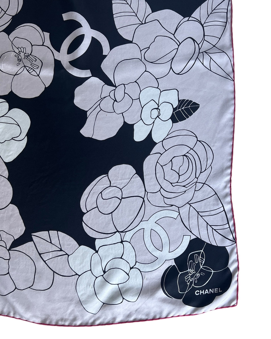 Chanel Camelia Foulard / Tuch