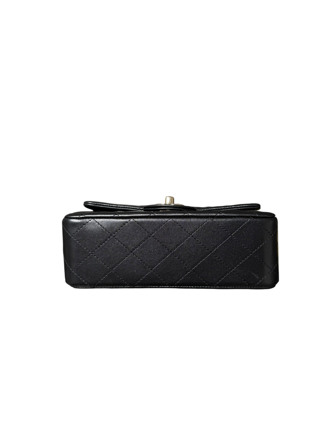 Chanel Mini Classic Flap Bag Handle aus schwarzem Lammleder