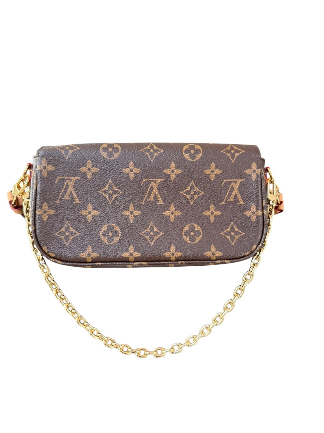 Louis Vuitton Wallet on Chain Ivy in Monogram Canvas.