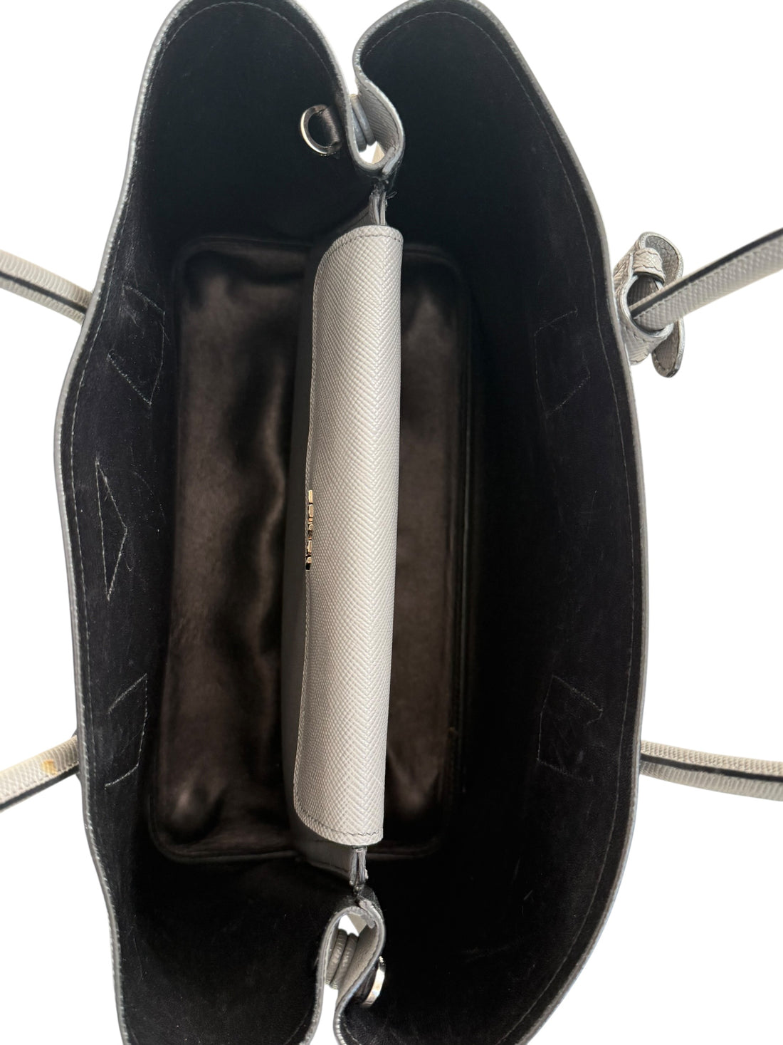 Prada Double Bag aus Saffiano Cuir in grau mit Strap