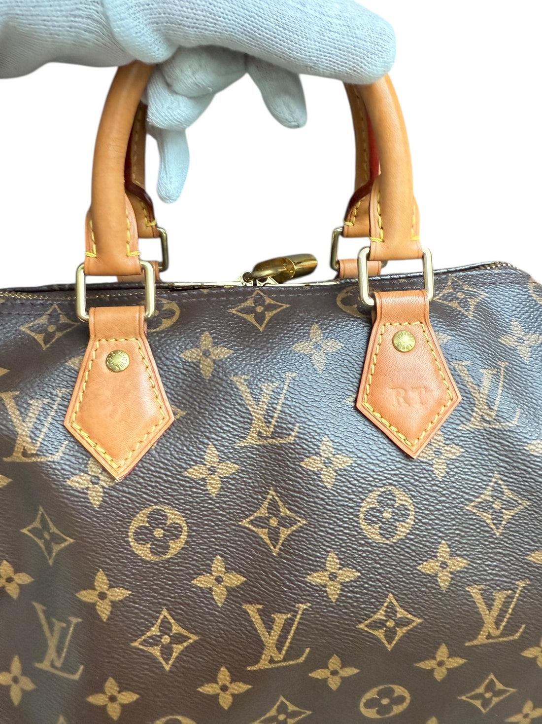 Louis Vuitton Speedy Monogram Canvas 25 mit abnehmbarem und verstellbarem Schulterriemen.