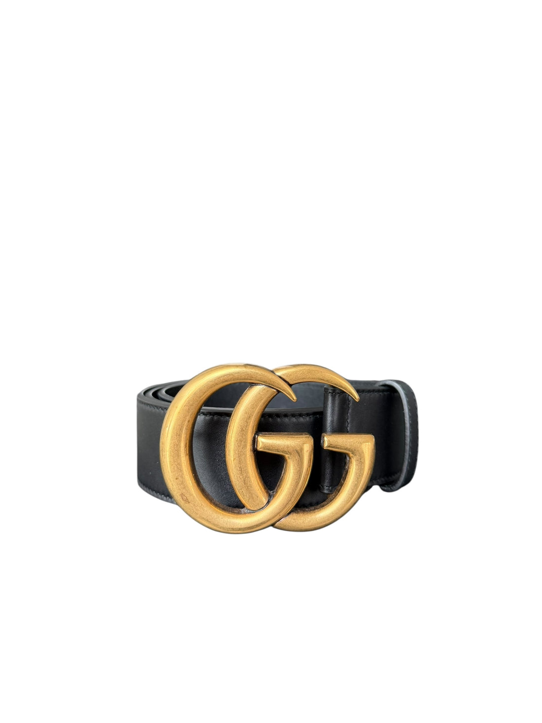 Breiter schwarzer GG Marmont Gürtel mit GG Schnalle in Antikgold.