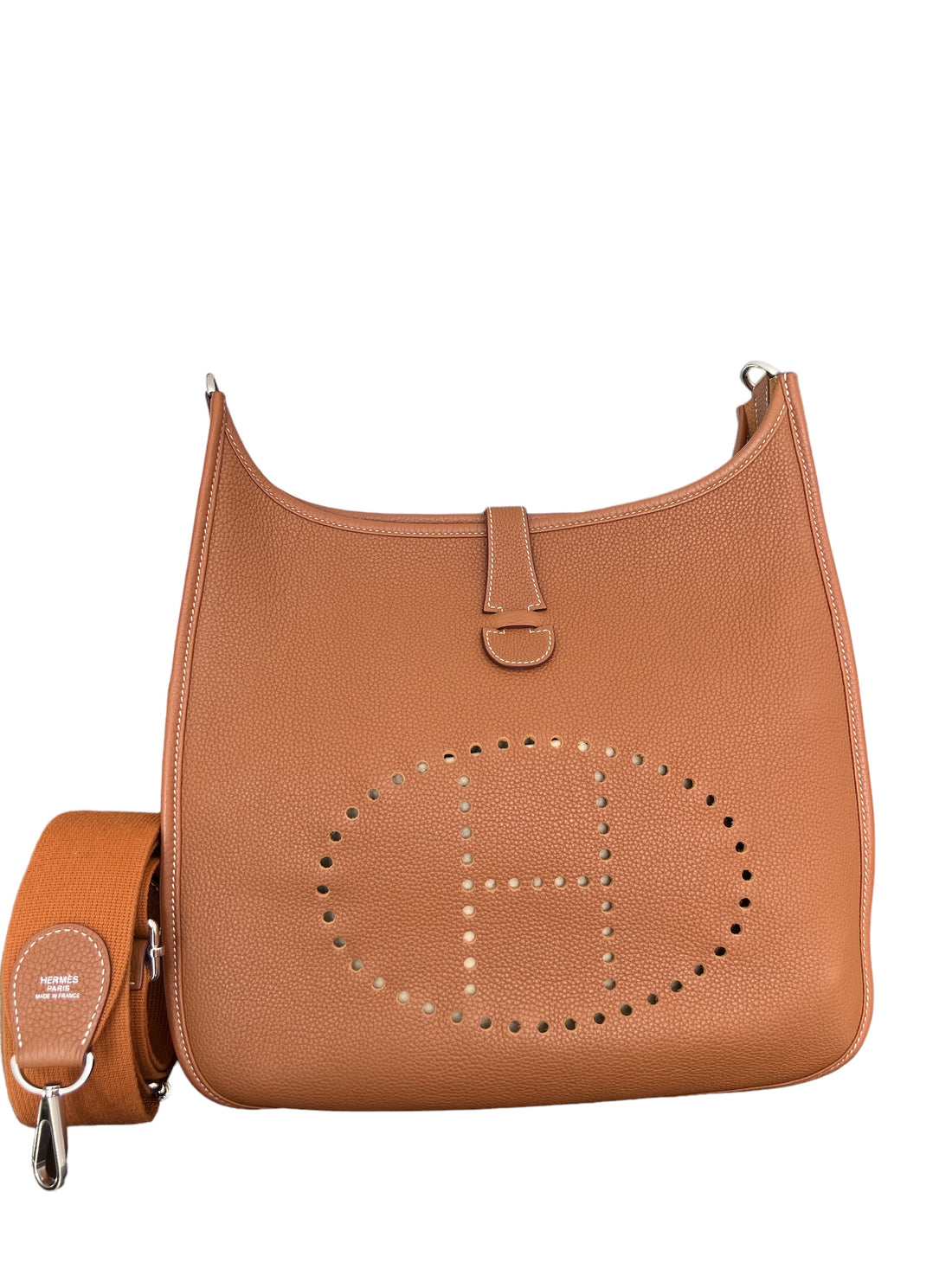 Hermès Tasche Évelyne III 33 in der Farbe Gold