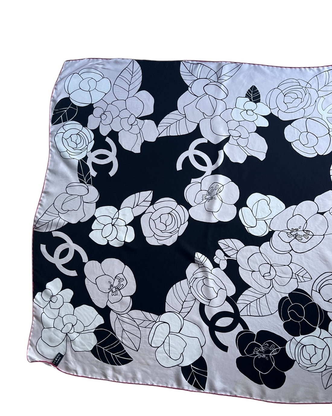 Chanel Camelia Foulard / Tuch