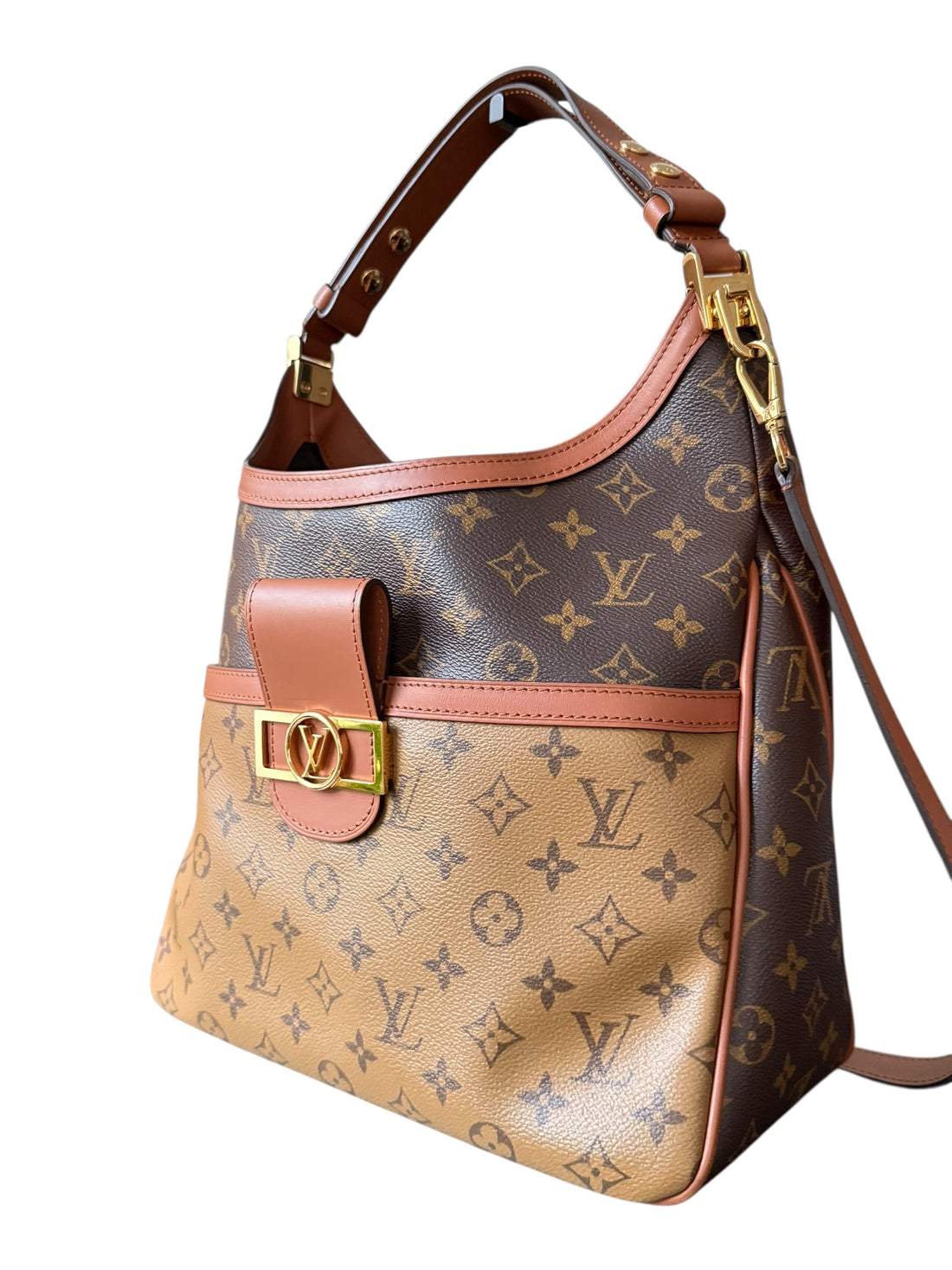 Louis Vuitton Dauphine Hobo Bag aus Monogram Reverse