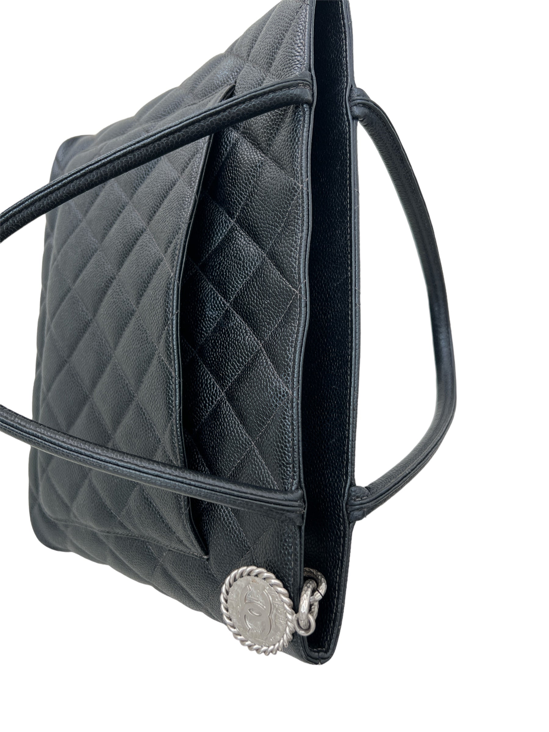 Chanel tote handbags outlet