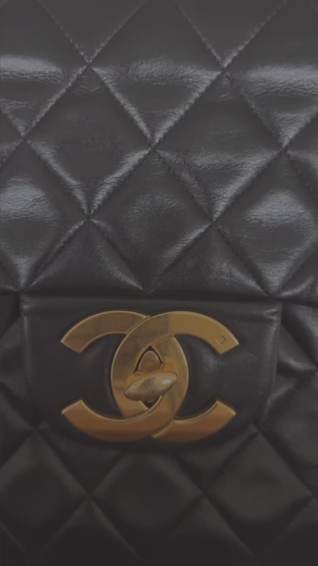 Chanel Classic Maxi Single Flap Bag